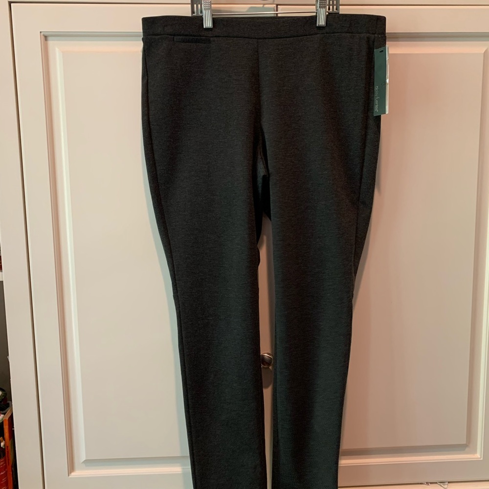 Daisy fuentes, grey, point pant size XL dept 213 class 80